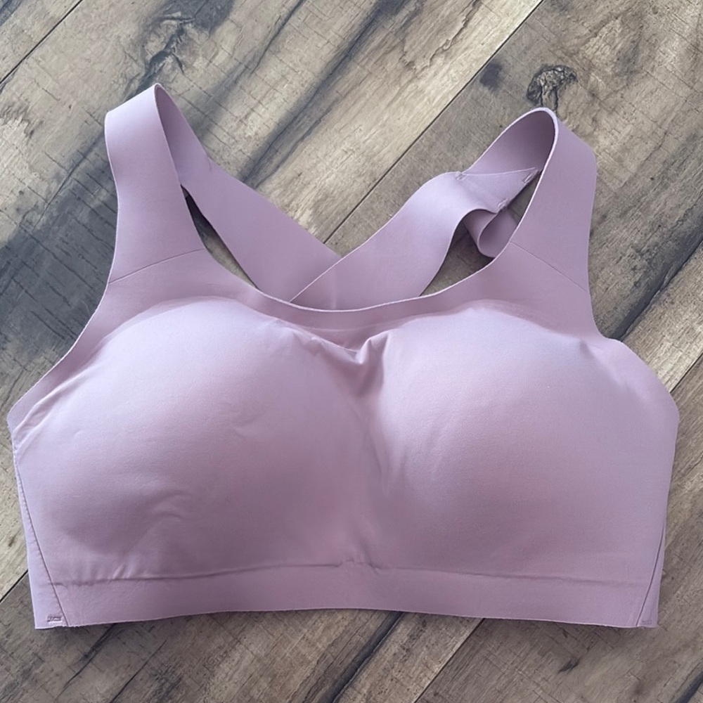 Lululemon Enlite Bra 32D